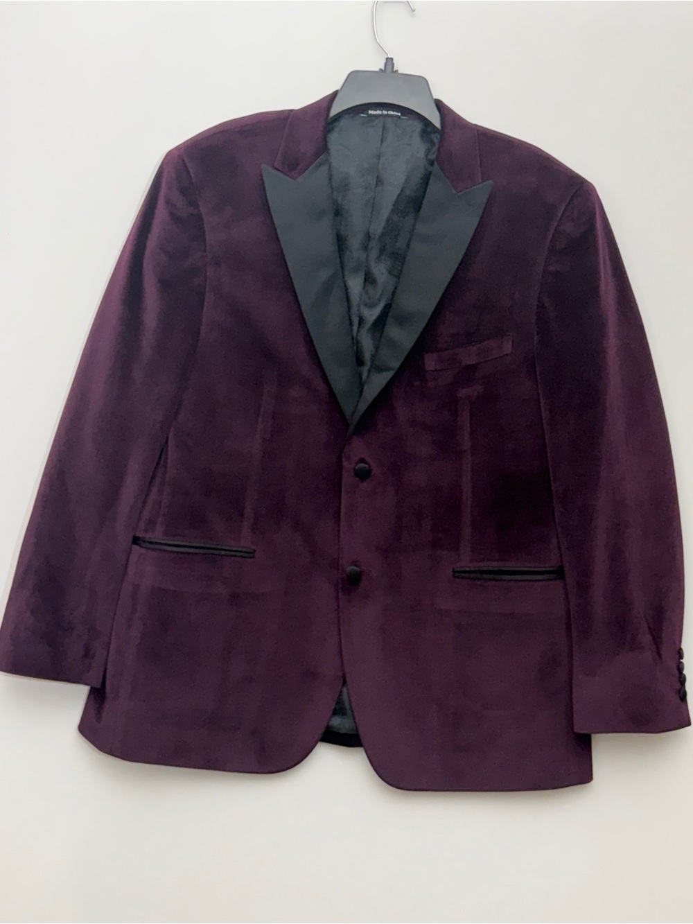 SEVEN26 Mens Purple Velvet Suit Blazer Tuxedo Jacket with Black Satin Lapel